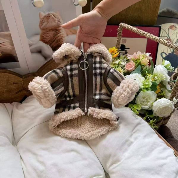 Тепла зимова куртка-дублянка Teddy Check для собак у клітинку, XS 0088 фото